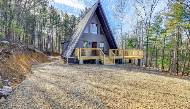 Chimney Rocks Chalet' A-Frame w/Mtn Views