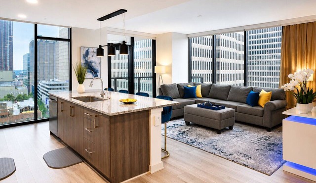 City Blue | Luxury 2BR Highrise | Year-Round Pool | Downtown Skyline Views