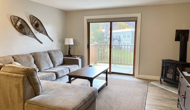 Condo in Downtown Lincoln - Extended Stay Deals available