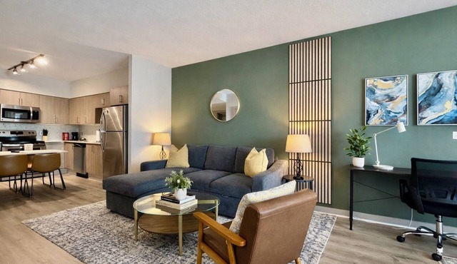 Cozy King Bed 1 BR Home 5min from DCA/Mall/DC/Grocery Stores - Rare Find