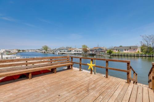 Deck & Dock: Home in Little Egg Harbor Township