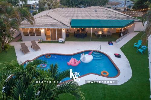 Deporte-Beach HeatedPool PuttingGreen PingPong