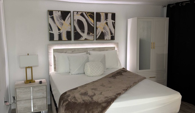 Elegant & comfortable suite