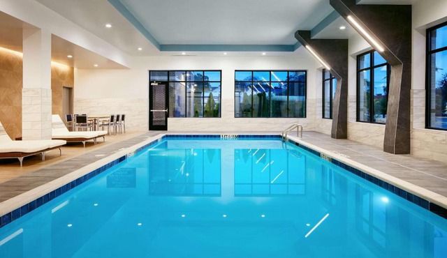 Embassy Suites By Hilton Atlanta Airport North