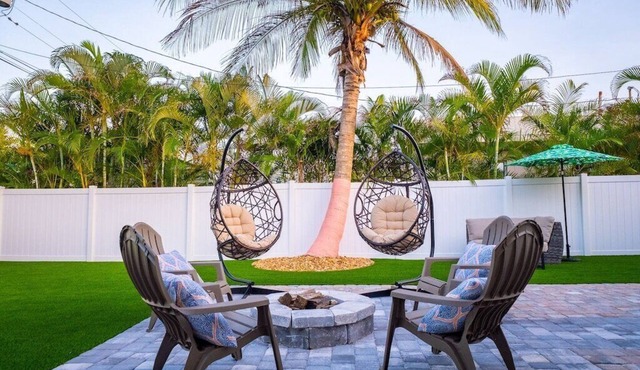 Entire Home Beach Vibes Game Room Pets Welcome