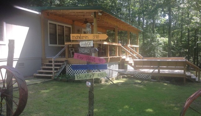 Explore Nearby Waterfalls & Epic Mountain Biking — Relax in a Pet-Friendly Home!