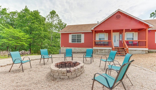 Fire Pit w/Great View! Beaver Lake Home by Marina