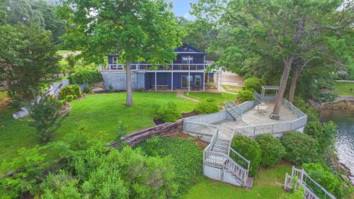 Flat Rock Cabin - Amazing Main Channel Views!