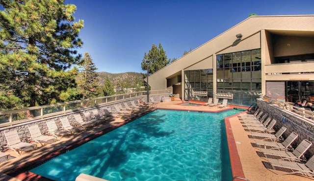 Forest-Facing Villa: Three Rooms, Hot Tubs, Pools, Sports Courts & Arcade Fun