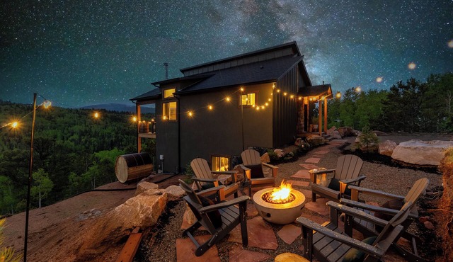 Golden Heights - Sauna + 180 Degree Views + Hot Tub