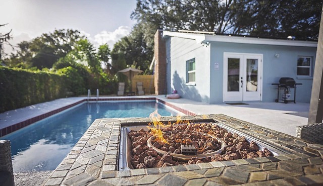 Heated Pool w/Fire Pit Spacious Family Retreat
