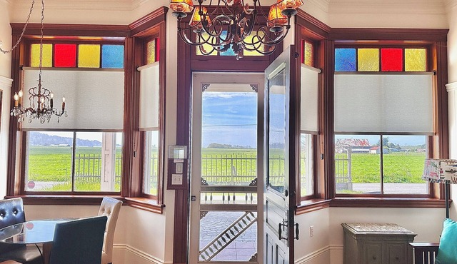 Heirloom Rose Studio Monthly Rental for Medical Profs~Relocating~Remote Workers