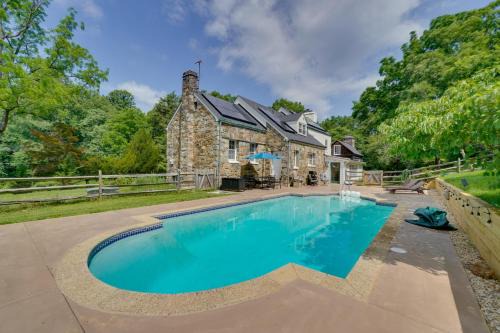 Historic DC Wine Country: 10 Acres, Private Pool