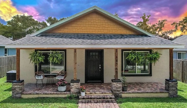 Immaculate Rainbow River Boho Bungalow w Early Checkin at 9am!