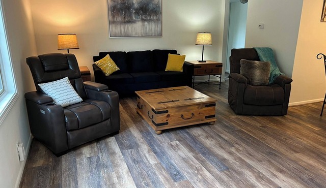 Just Peachy 2BR/2BA apartment in Atlanta with 5G fast WiFi, All to Yourself