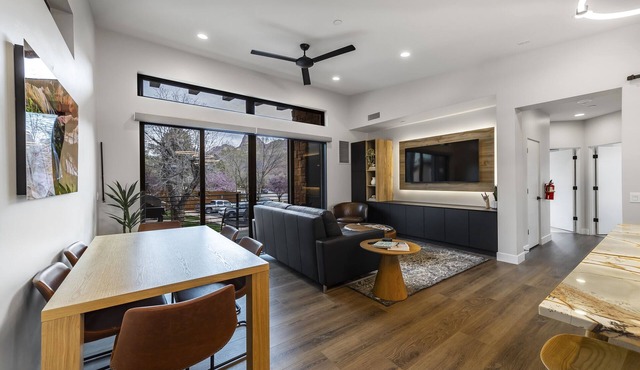 LaFave-Luxury Villa at Zion: Pine Creek
