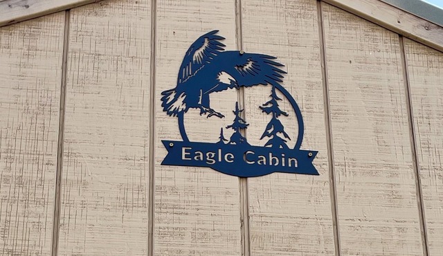 Lakefront "Eagle" Cabin just steps away from Grand Lake. Eagle Cabin in Eucha