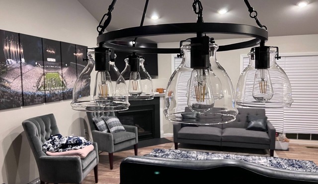Luxe Accommodations Minutes from Penn State! in Bellefonte