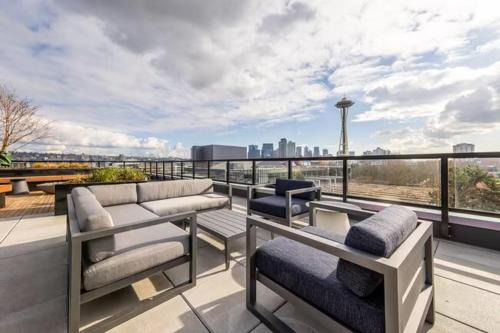 Luxury 1bd 1bath city view Space needle