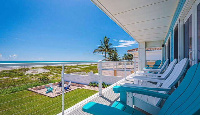 Luxury BEACHFRONT hideaway with HOT TUB and DIRECT BEACH access!