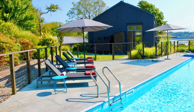 Luxury Riverfront Retreat with Pool, Hot Tub & Guest House