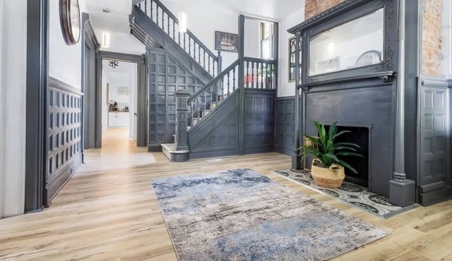 Massive 11BR Home Ideal for Reunions