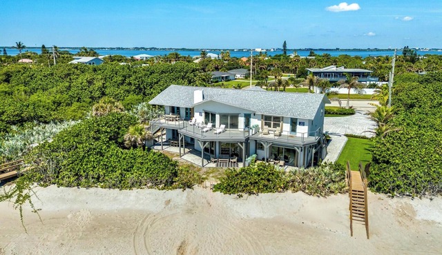 Melbourne Beachfront Oasis - Dune Sunrise Villa