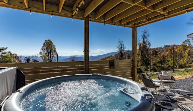 Mountaintop Blue Ridge retreat | Hot tub, panoramic views, private putting green & hidden speakeasy