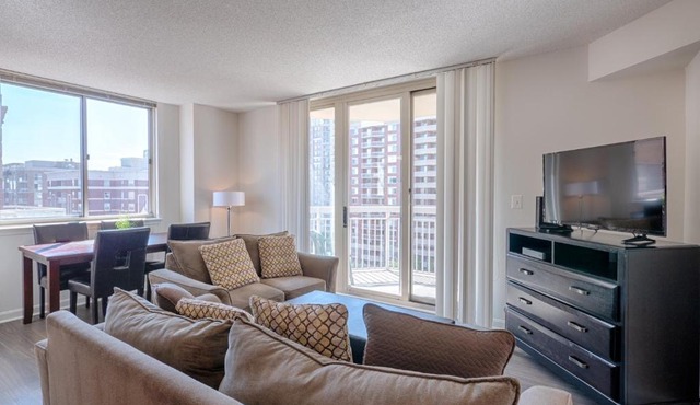 National at Ballston Place