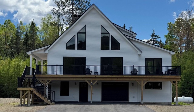 New Home ~ 10 minutes from Sugarloaf!