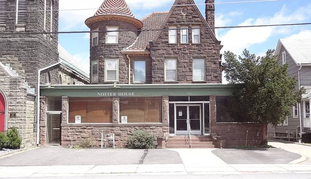 NH4:Timeless Elegance 1BR Haven in Historic Home