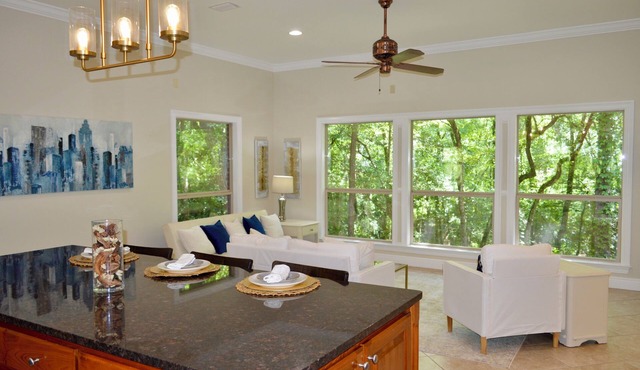 Oasis in Daphne
