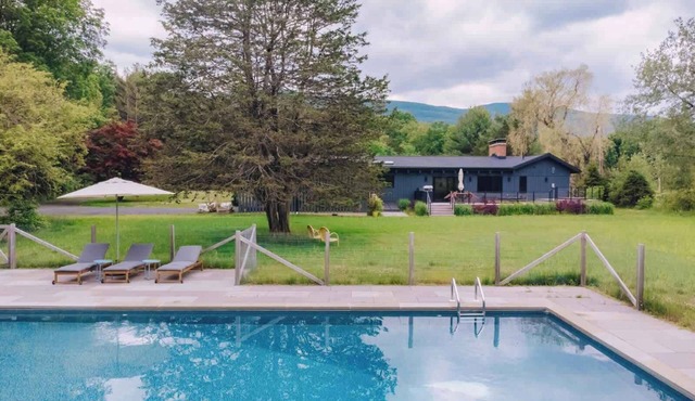 Overlook Meadow - Pool, Hot Tub & Mountain Views