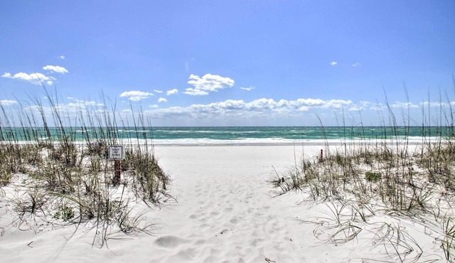 Pensacola Beach Home: 1 Block to Beach Access