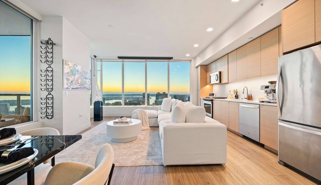 Penthouse High-rise Ocean City Views