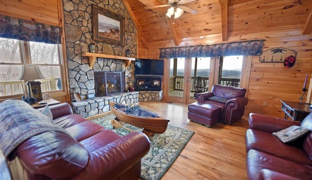 Point of View | 3BR Luxury Cabin Hot Tub Game Room Mountain Views