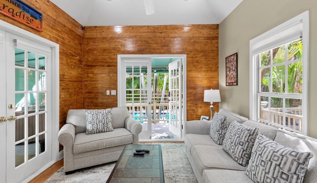 Poolside Hide-Away @ Palm Gardens offered by Rent Key West Vacations