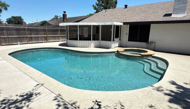 Private 3BR Pool Retreat Near Houston