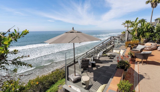 Private Bluff-Top Oceanfront Estate | Beach Access