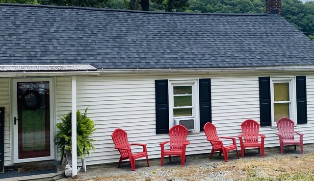 Ranch Style River Bungalow with Fireplace, River & 10 Acres