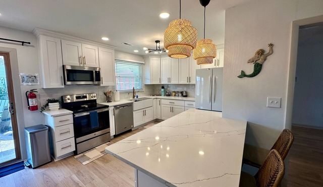 Rancher By the Bay - 1 Floor Living