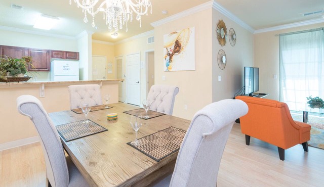 Recently Renovated, Award Winning, Brand New Furniture , Near Disney 2+2