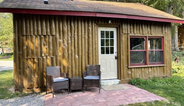 Reed's on the River Cabin 2