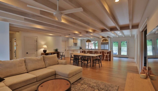 Shenandoah Gateway | Renovated 3BR Home