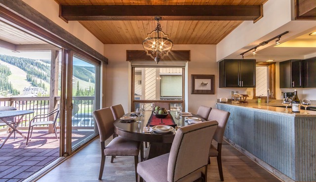 Ski In/Ski Out Comfy Condo At Big Sky Resort! Mountain Views!