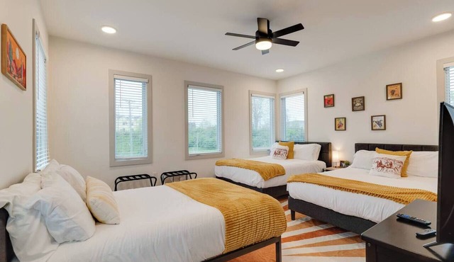 Spacious 2BR Nashville Retreat | Near The Gulch