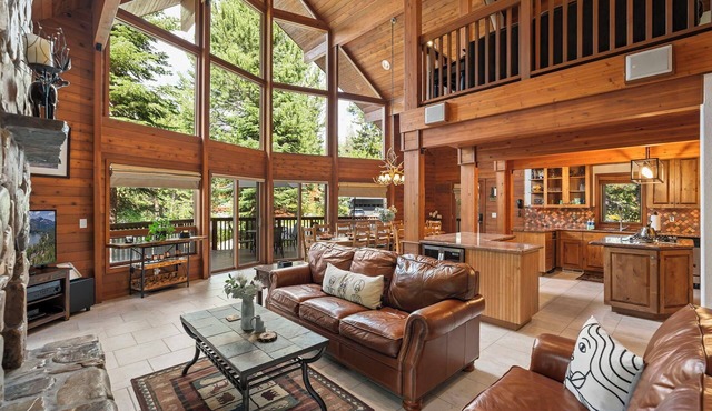 Spacious Family Home w/Queen Suite & Games | Trails, Near Lake & Golf