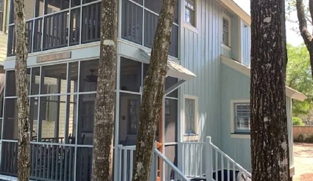 Steinhatchee Landing Resort - #11 Ginger - Newly decorated - Dog Friendly
