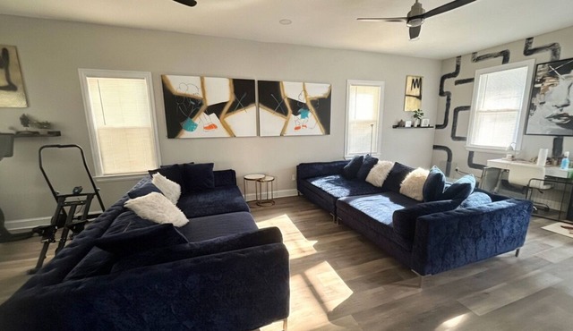 Stunning Parkview 3BR Hideaway, Balcony Suite & More!