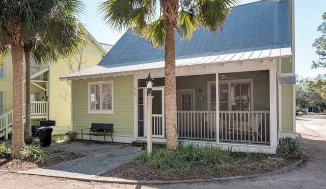 Sweet Key Lime Cottage in Steinhatchee Landing Resort